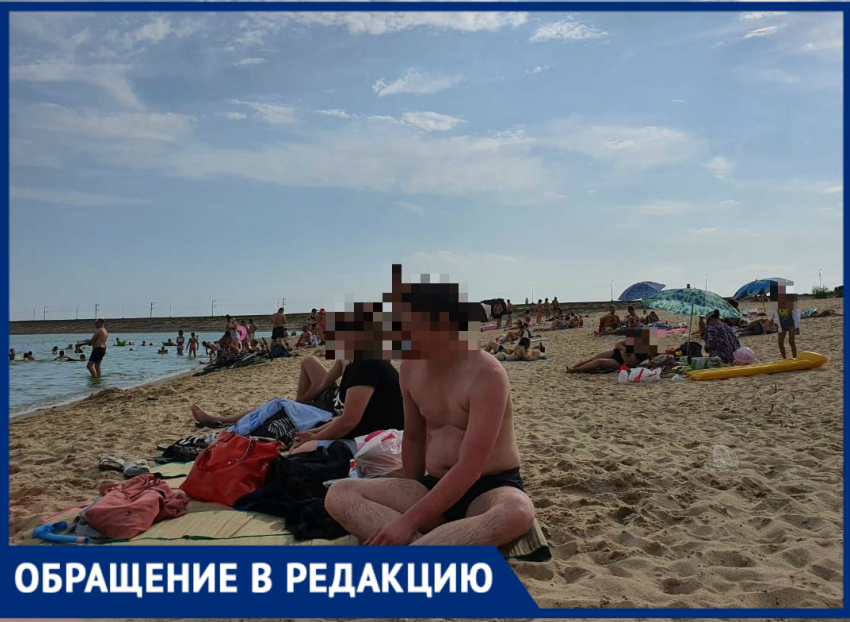 Сотни людей самоизолировались на пляже в Ростовской области