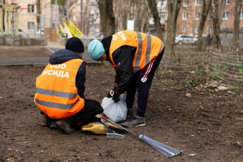 В Ростове во время субботника вывезли более 230 тонн мусора