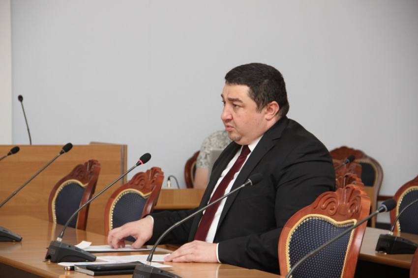 Константин Тихонов стал главой администрации Ленинского района Ростова с 20 декабря