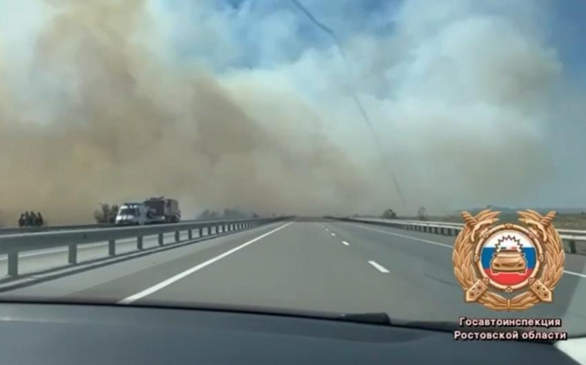 Пожар вблизи трассы «Ростов–Азов» потушили спустя 14 часов