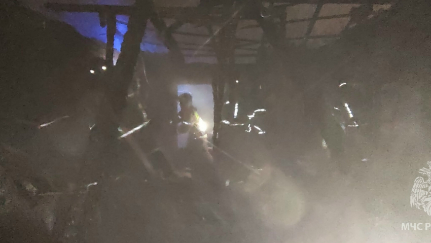 Жена сгорела на глазах у мужа при пожаре в Ростовской области