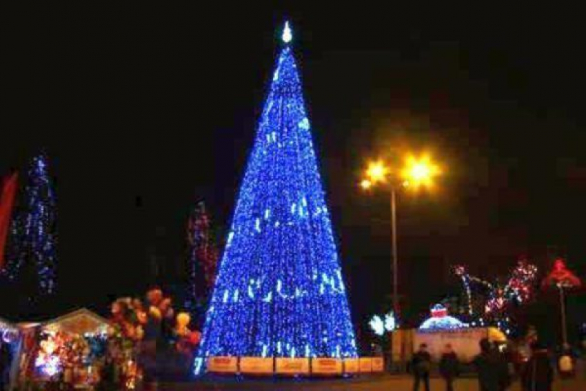 Новогодние гулянья в Ростове обойдутся бюджету почти в один миллион рублей