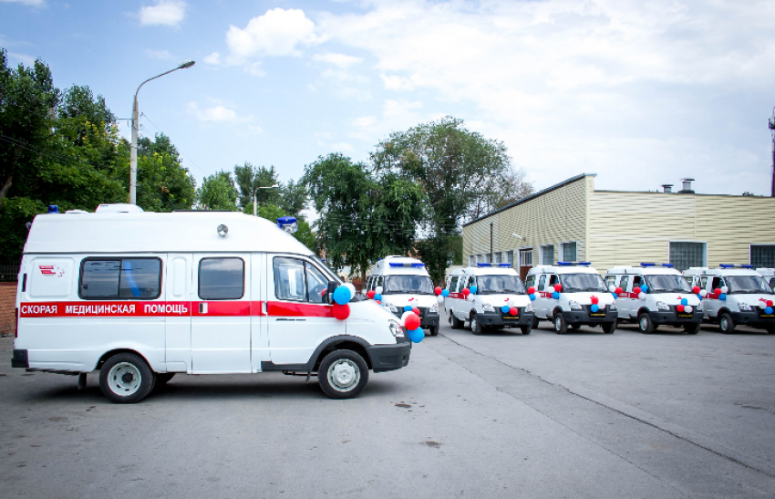 Парк ростовской «скорой помощи» пополнили 10 новых машин 