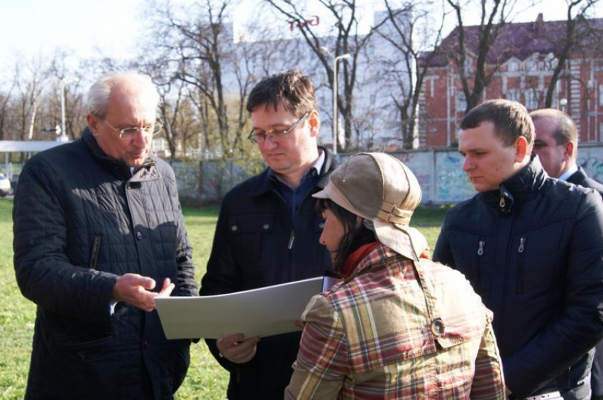 Новый бассейн строят в Ростове 