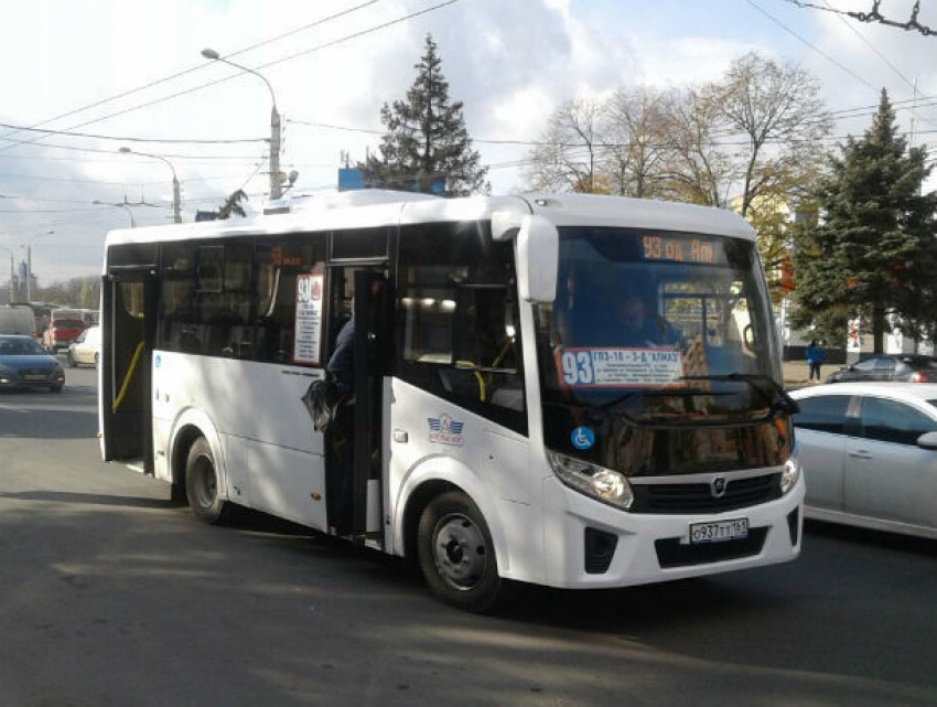 «Адское пекло» в ростовском автобусе взбудоражило горожан на видео