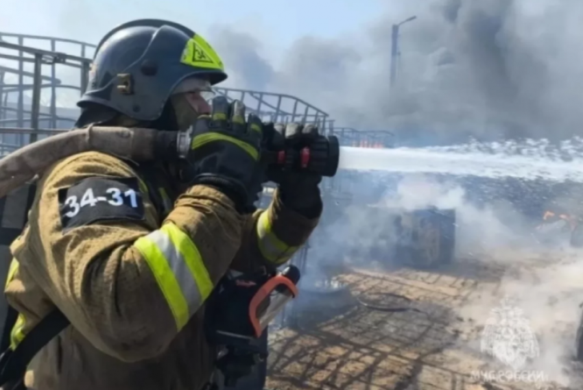 В Ростове при пожаре в доме погиб 81-летний мужчина