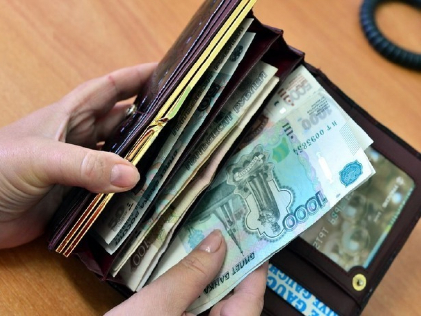 "Поднять с колен» зарплату бюджетникам приказал губернатор Ростовской области