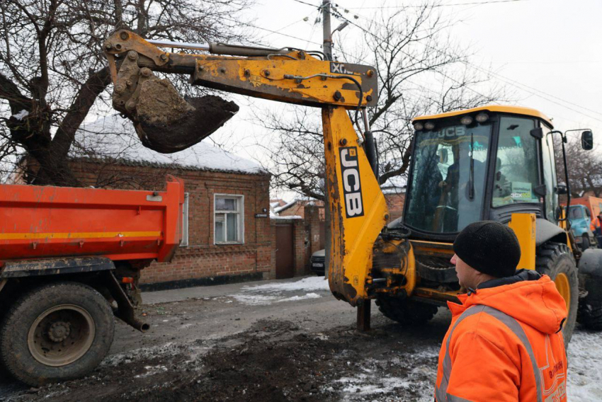 В двух районах в Ростове временно ограничили холодное водоснабжение  