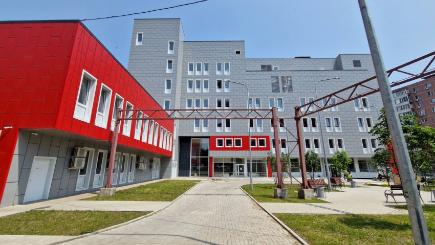 В Ростове завершили реконструкцию роддома №5 в Железнодорожном районе 