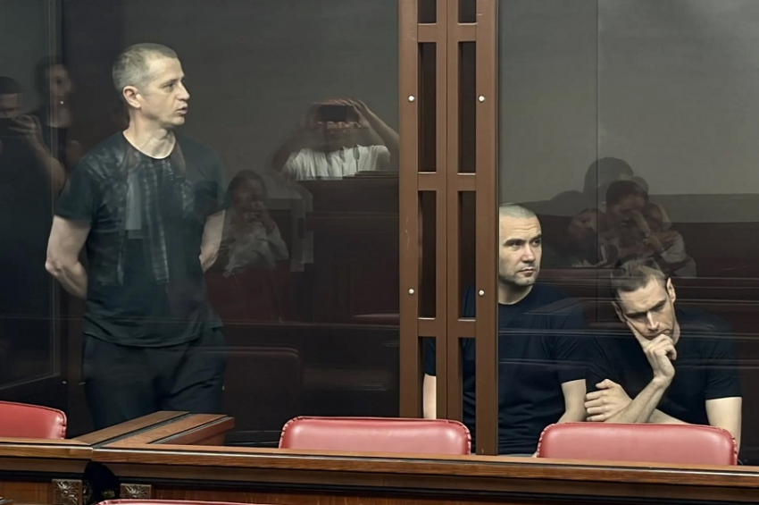 Обвиняемые в покушении на главу Херсонской области Сальдо полностью признали вину