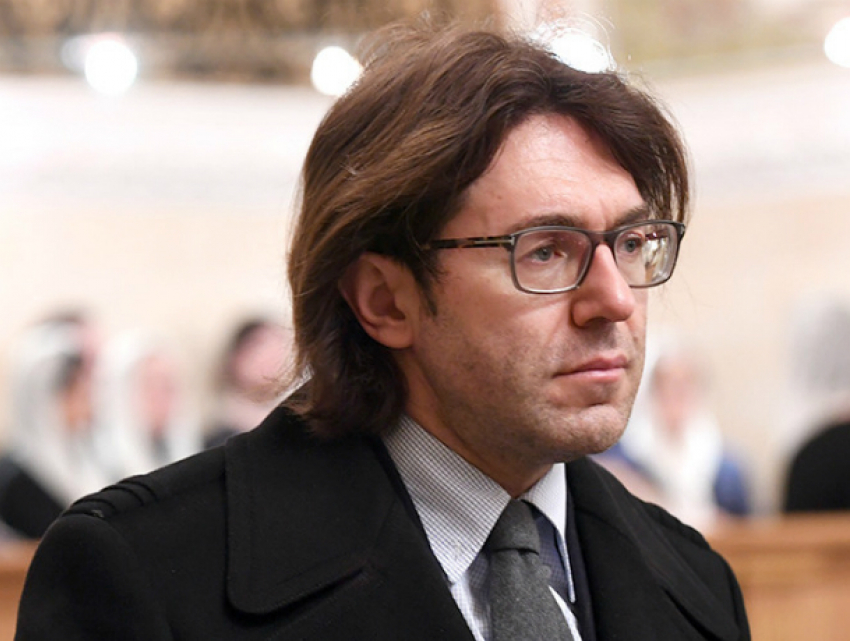 Ростовские погорельцы со своей бедой улетели на прямой эфир к Андрею Малахову