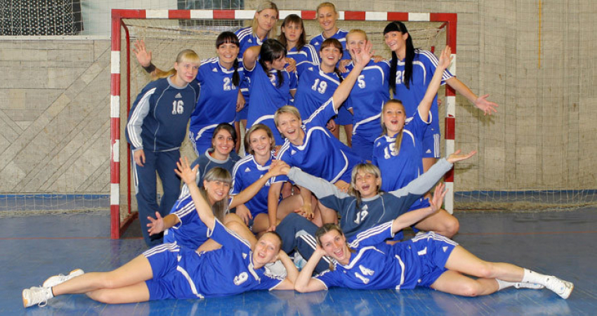 Ростовские гандболистки одержали победу над «Динамо-Синарой» из Волгограда