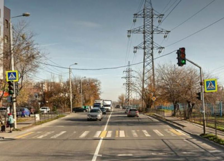 На улице Нансена третий день не работает светофор