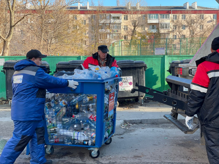 В Ростове вывоз отходов с 1 ноября будет производить компания «ЭкоЦентр»