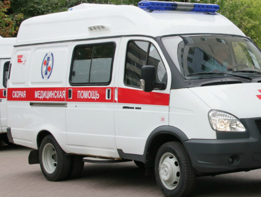 Мужчина пострадал в аварии с маршруткой на улице Ростова