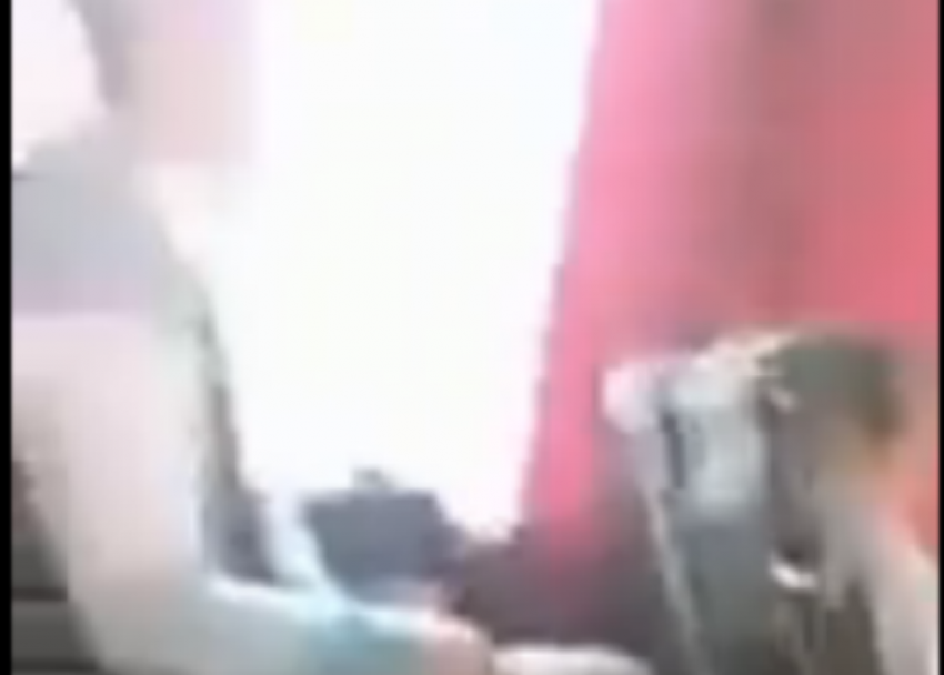Процесс самоудовлетворения в ростовской маршрутке  сняла на видео пассажирка 