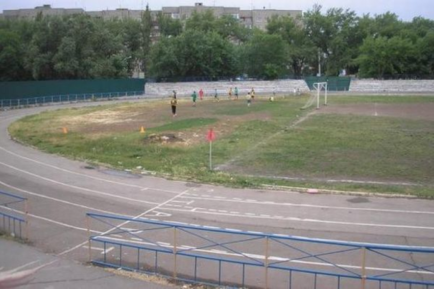 Стадион «Локомотив» в Ростове реконструируют за 332 миллиона рублей