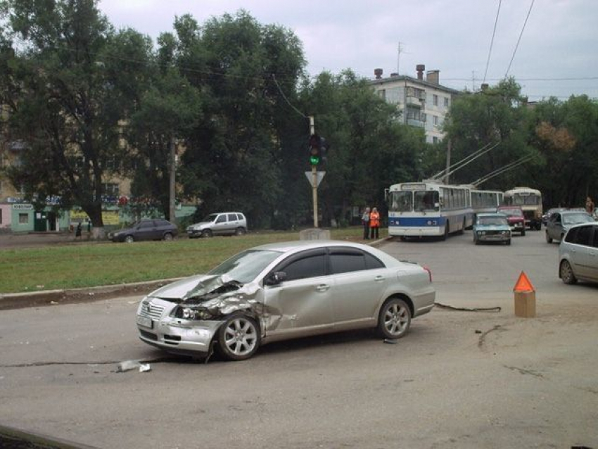 В центре Ростова водитель «Тойоты» сбил школьника 
