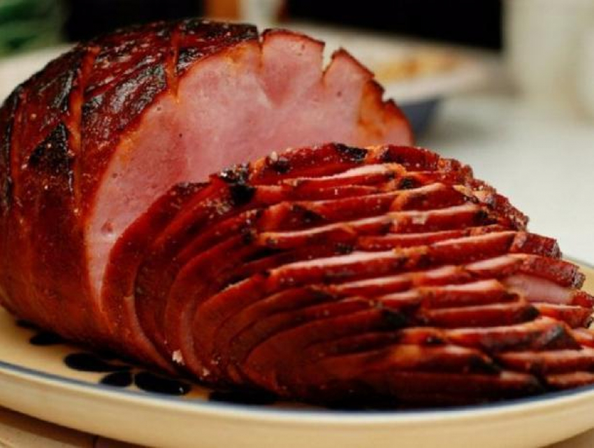 Тридцать килограмм сочной итальянской ветчины сожгли в Ростове 