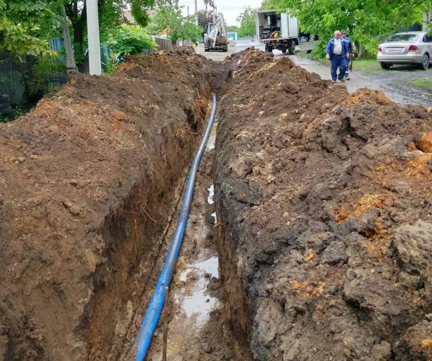 Жители двух поселений Ростовской области остались без воды из-за ремонта аварийного водовода