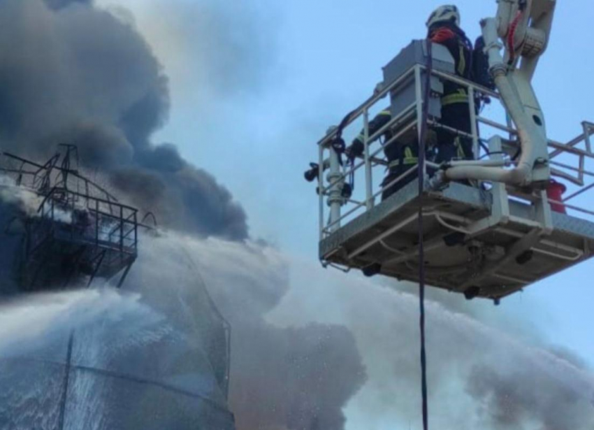 За неделю в Ростовской области спасатели вытащили из огня 12 человек 