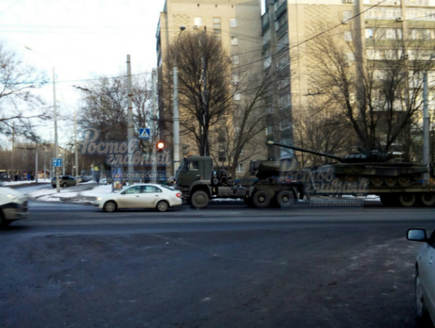Танки на улицах Ростова вызвали утверждения горожан о подготовке к «Украинской весне"