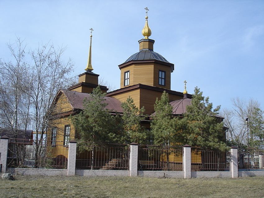 Три раза разбирали и собирали заново Крестовоздвиженский храм в Ростовской области