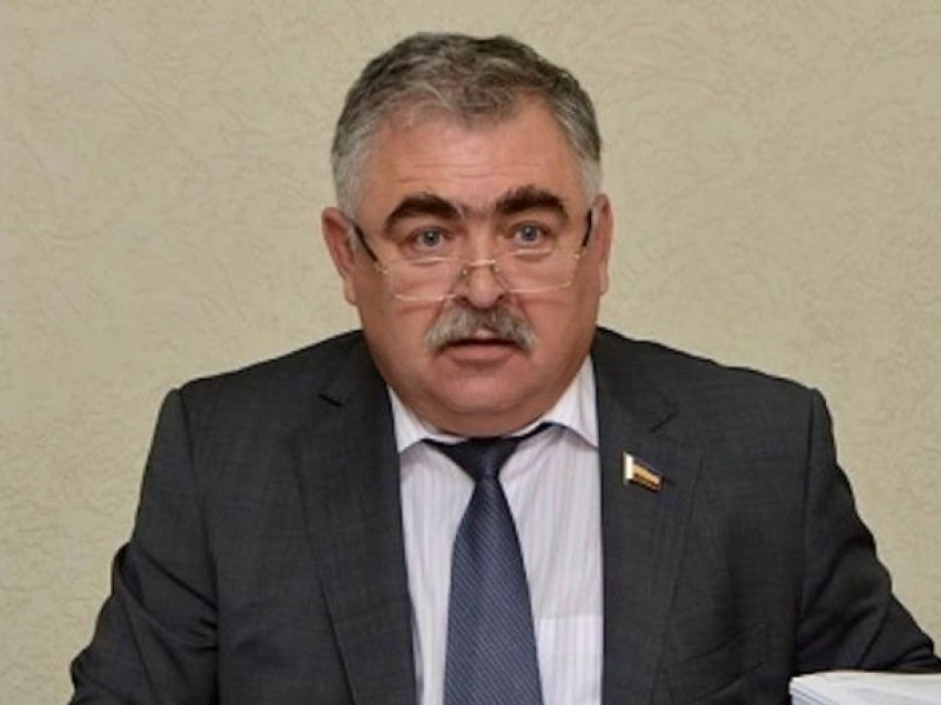 Уволенный за утрату доверия замглавы администрации Ростова возвращается на свой пост