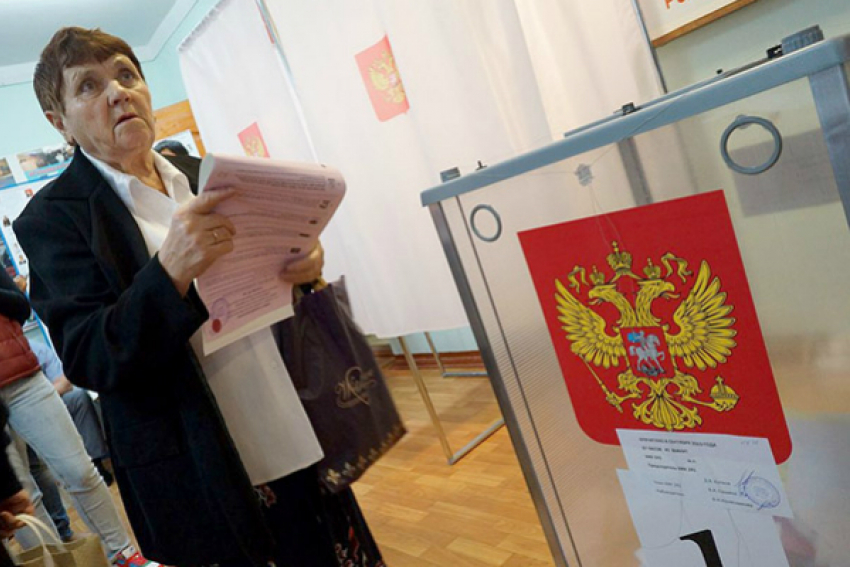 На одном из избирательных участков в Ростове работал парень, находящийся в розыске