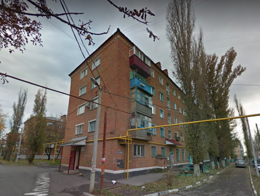 Жилую пятиэтажку в Шахтах эвакуировали из-за подозрительной коробки 