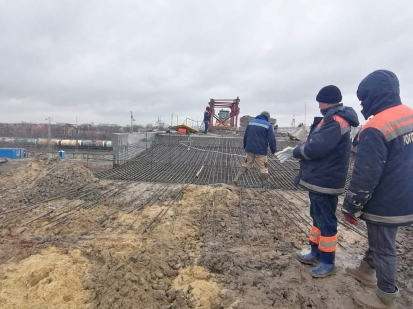 Прокуратура выявила многочисленные нарушения при строительстве моста на Малиновского
