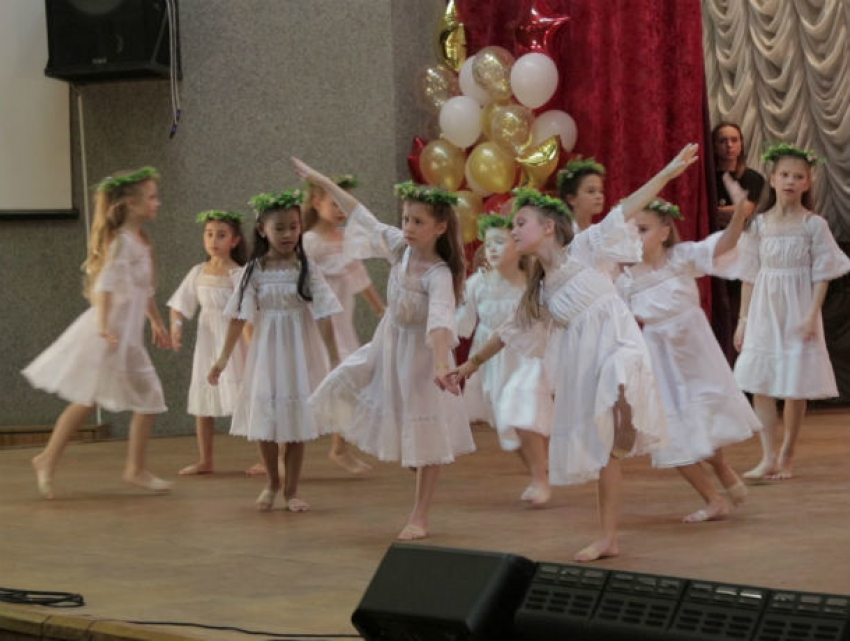 Ежегодный рейтинговый конкурс «Звездный путь» собрал в Ростове более 500 ярких танцоров