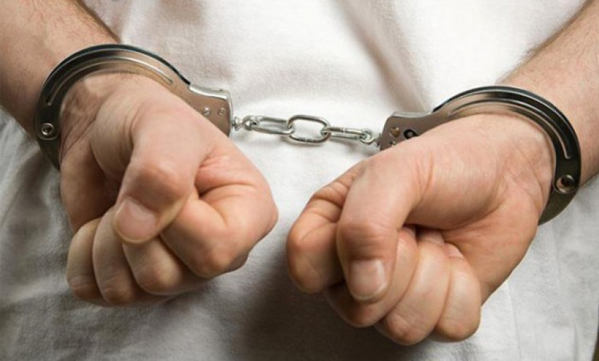 В Новочеркасске задержали мужчину, который поставлял наркотики в местную колонию