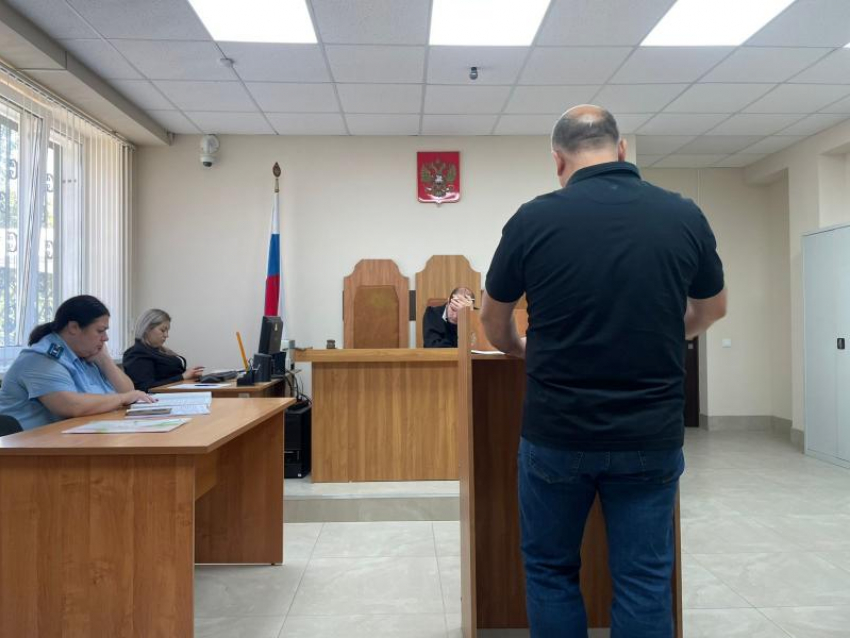 «Подарил икону и украл 48 миллионов»: пострадавший из Ростовской области рассказал в суде историю удивительной дружбы