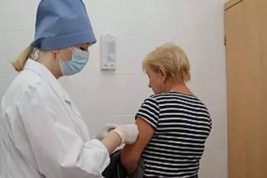 Пяти тысячам ростовчан сделали прививки от гриппа 