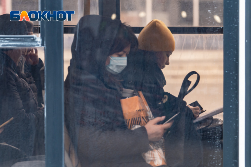 Жителей Ростовской области стали штрафовать за поездку в автобусе без маски