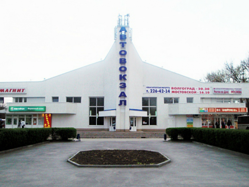 Перенести в старый аэропорт могут пригородный автовокзал Ростова