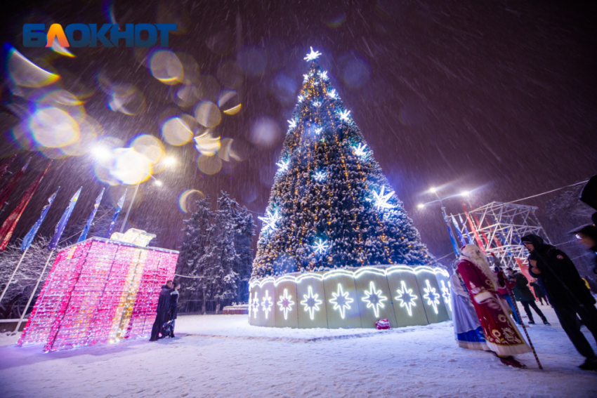 Василий Голубев отменил масштабные гулянья на Новый год в Ростовской области 