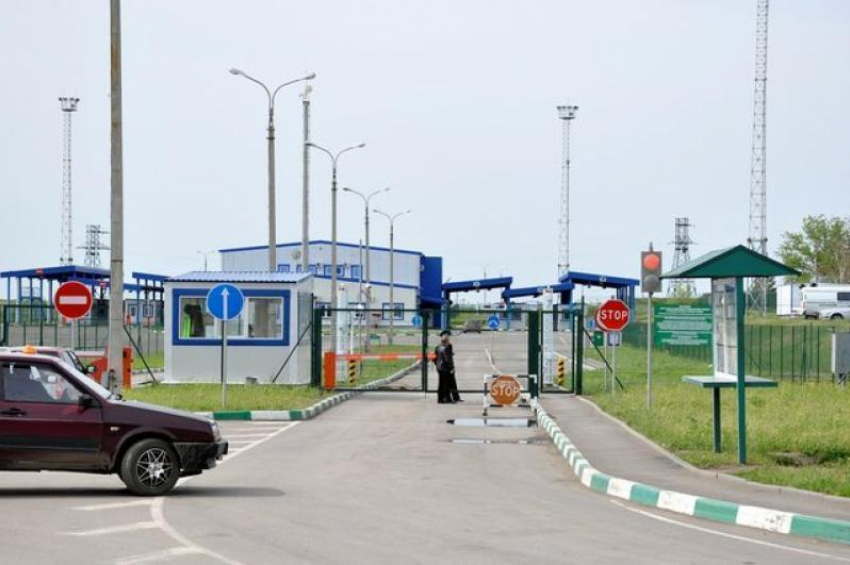 В Ростовской области пограничники открыли огонь по злоумышленнику 