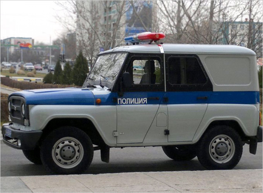 В Ростовской области полицейского проверяют за избиение человека 