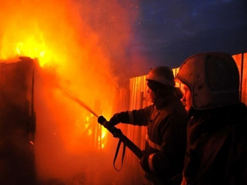 В жилом доме Ростова-на-Дону при пожаре погиб местный житель