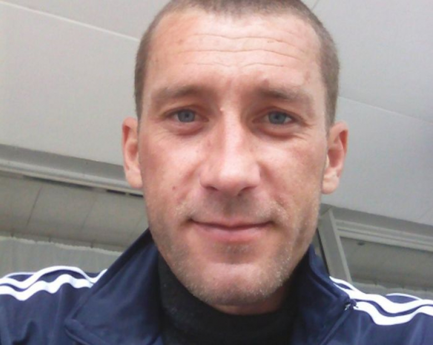 В Ростовской области ищут пропавшего без вести мужчину с татуировкой в виде иероглифа