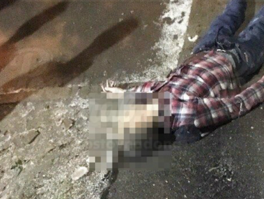 Пытавшийся залезть на балкон своей квартиры мужчина разбился на глазах у толпы ребятишек в Ростове