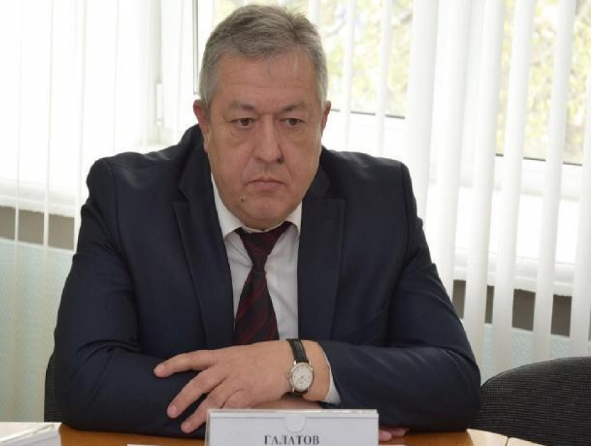 Шахтинский чиновник пойдет под суд за содействие в передаче взятки