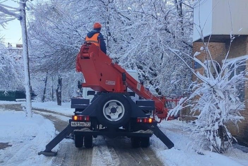 В Ростовской области восстановили электроснабжение после перебоев из-за снегопада