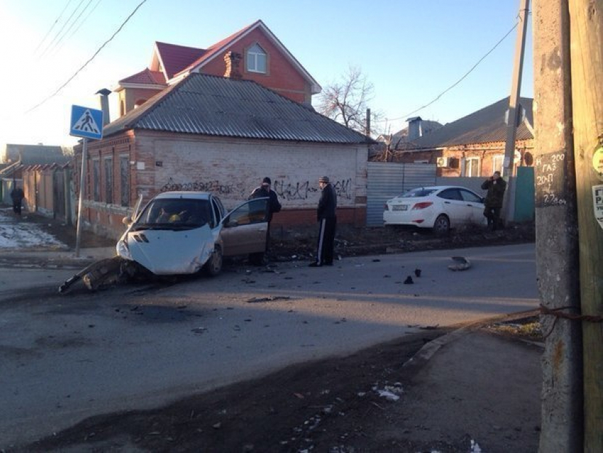 В Ворошиловском районе Ростова  произошло крупное ДТП