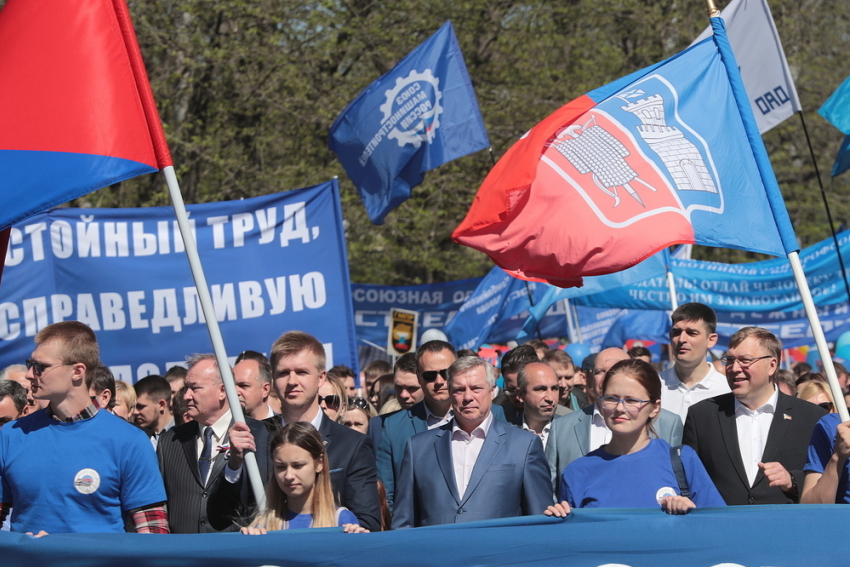 Банкроты и шахтеры опустили рейтинг политической устойчивости Ростовской области 