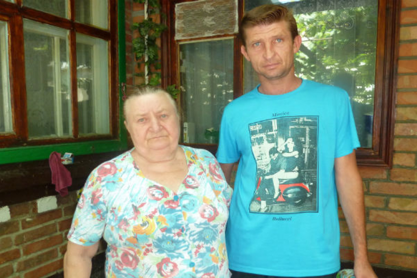 В Ростовской области бывшая невестка выселяет слепую пенсионерку из дома 