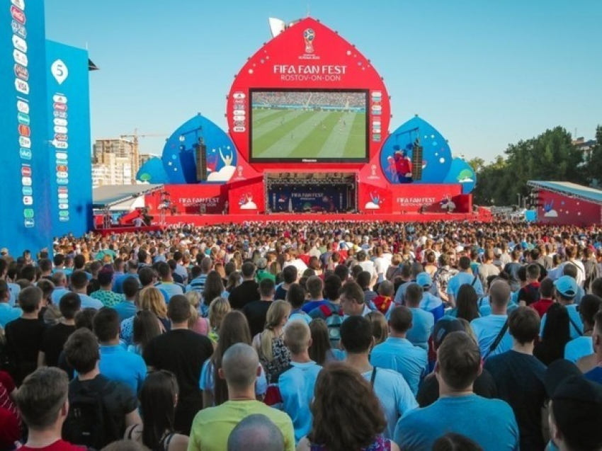 За 22 дня на фестивале болельщиков в Ростове побывали почти 440 тысяч человек