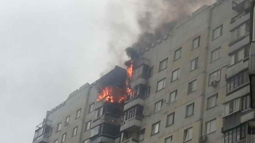 На Северном в Ростове горела многоэтажка